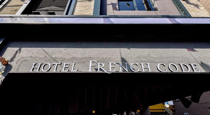 French Code Hotel Changwon Bagian luar foto
