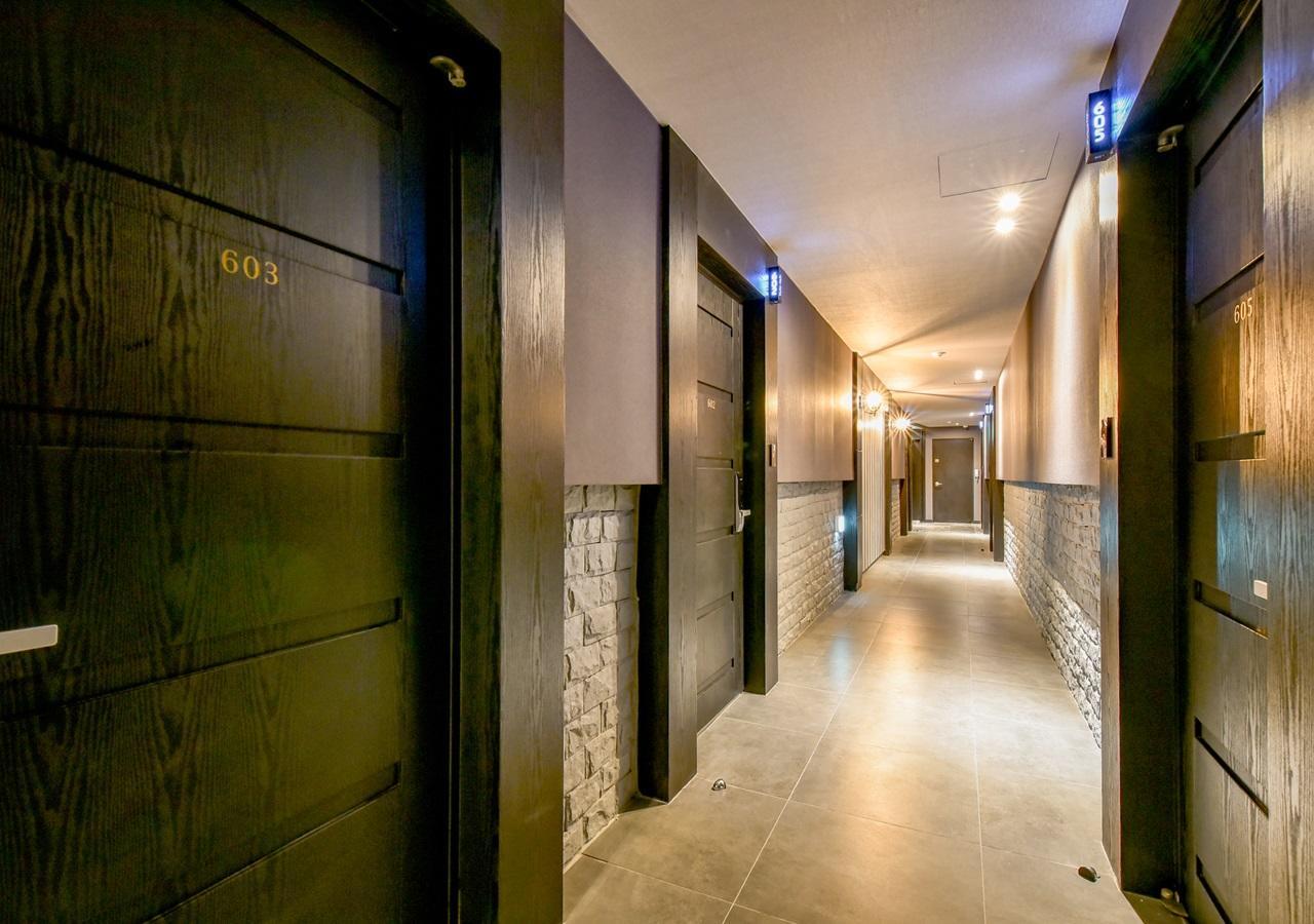 French Code Hotel Changwon Bagian luar foto